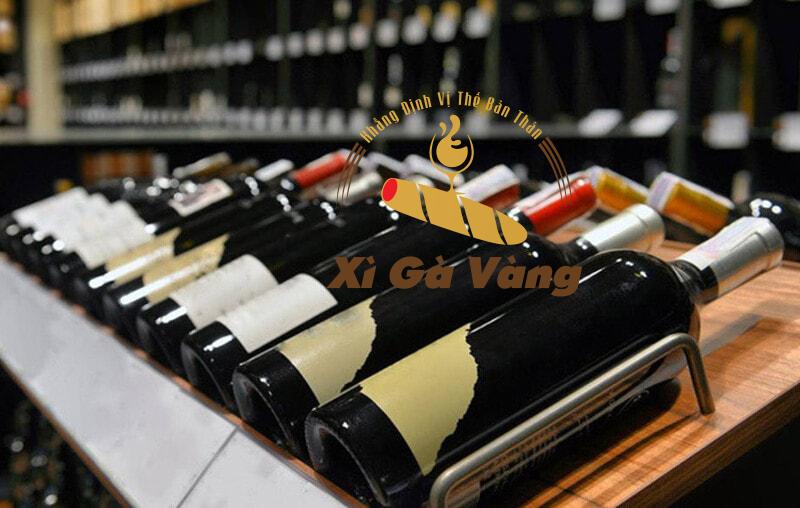 Nên lựa chọn dòng rượu vang phù hợp với nhóm đối tượng khách hàng mục tiêu để kinh doanh